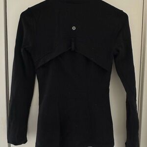 lululemon athletica Women's Long Sleeve Black Tee